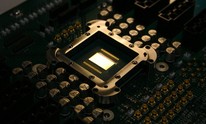 Intel backtracks on benchmark-banning microcode licence
